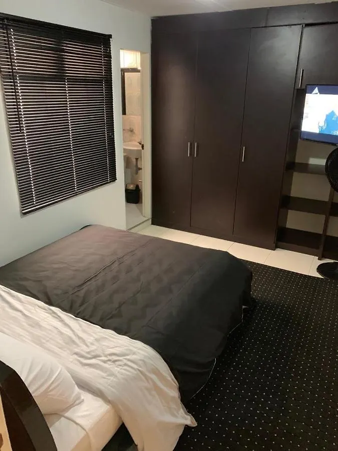 E2 Comodo Y Amplio Apartamento En Laureles Estadio 120 Mts2 Medellín